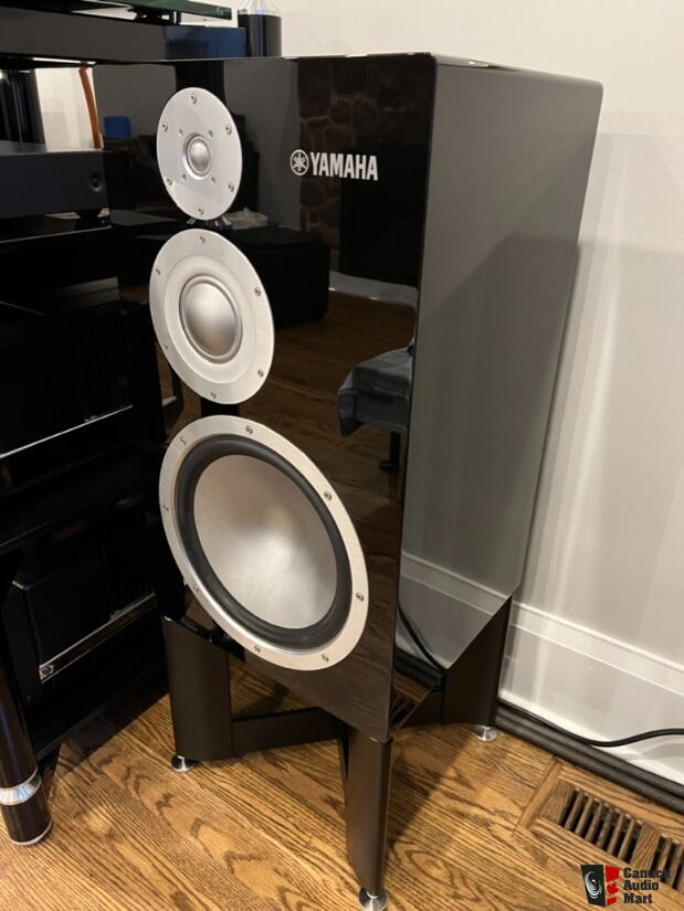 Yamaha Ns 5000 Speakers With Sps 5000 Stands Rock Bottom Pricing Photo 4543766 Canuck Audio