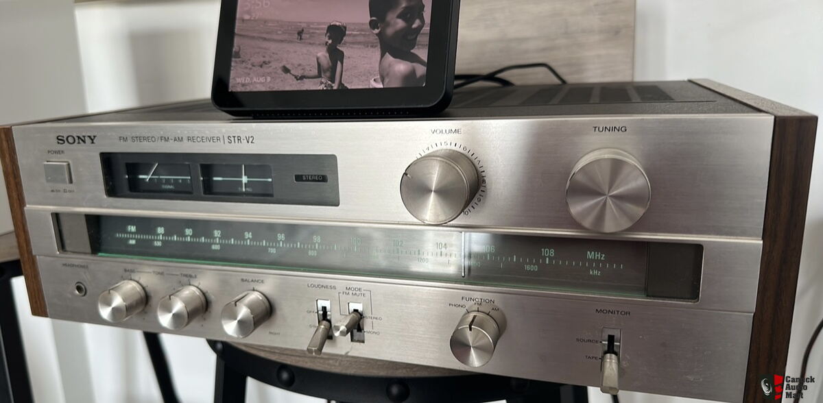 FM STEREO/FM-AM Receiver STR-V2 For Sale - Canuck Audio Mart