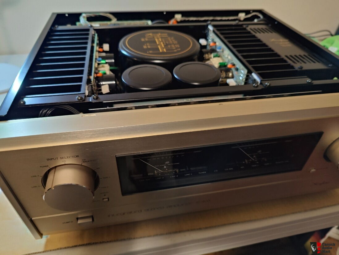 Accuphase E-405 Integrated Amp Photo #4578541 - US Audio Mart