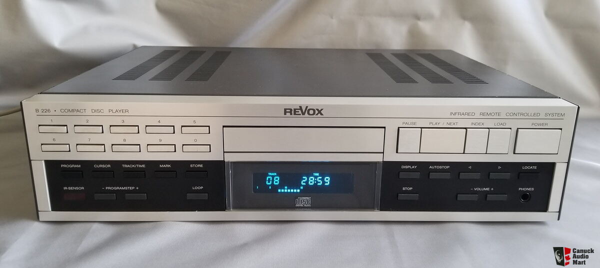 B226 CD Player  Revox - experience true studio sound quality