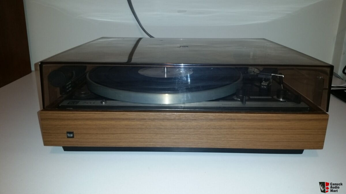 DUAL CS 701 Turntable with vintage lamp For Sale - Canuck Audio Mart