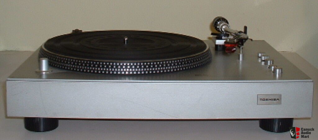 Toshiba/Aurex SR-355 direct drive turntable with dynavector 10x5