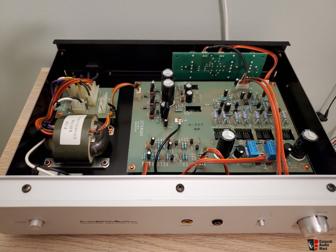 LUXMAN P-200 ヘッドホンアンプ - アンプ