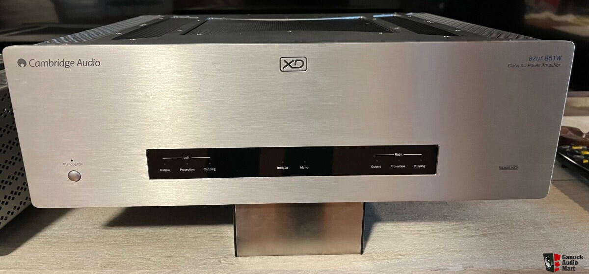 Pair of Cambridge AZUR 851W Mint Condition For Sale - Canuck Audio