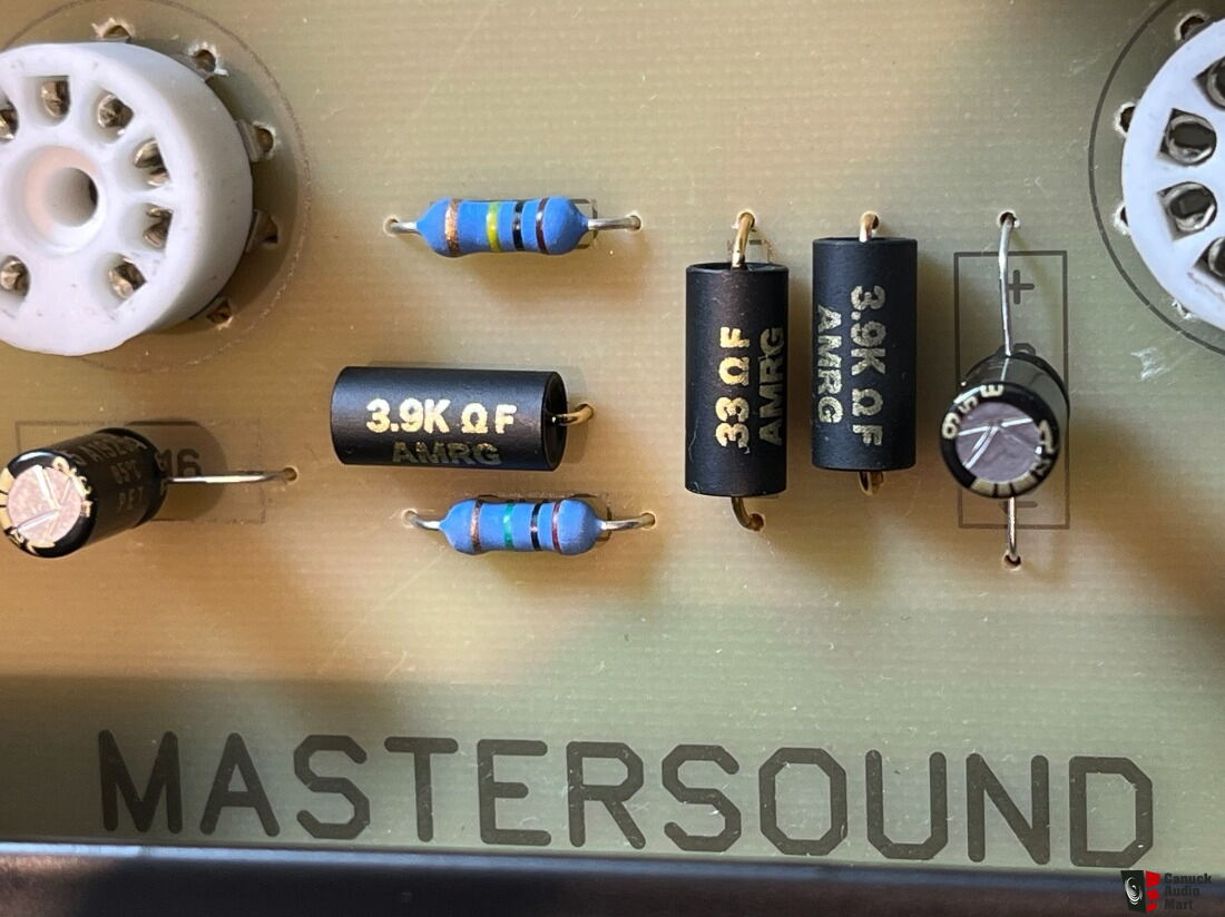 Mastersound Spettro preamp with phono input and xlrrca output Photo