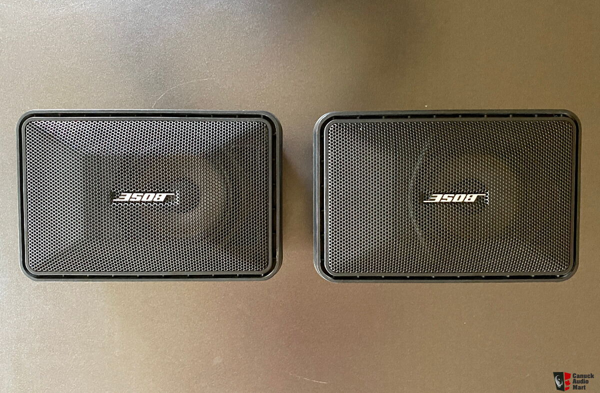 Bose 101 indoor/outdoor monitors speakers For Sale - Canuck Audio Mart