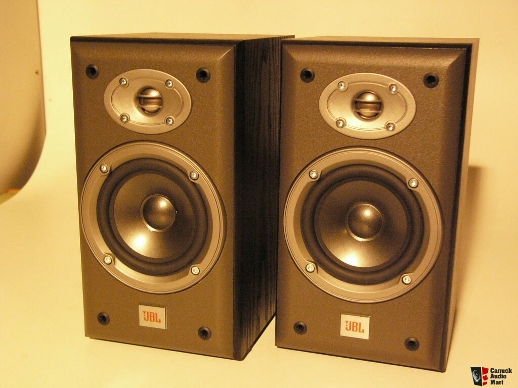 mint jbl northridge e20 compact bookshelf speakers photo