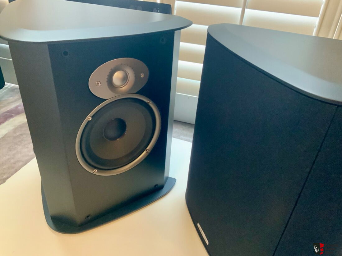 polk-audio-fxi-a6-surround-speakers-photo-4871209-canuck-audio-mart
