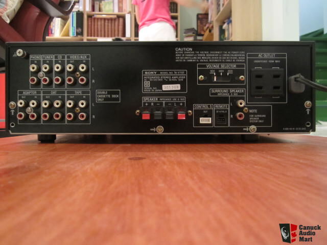 Sony TA-V715T Digital Reference Integrated Amplifier For Sale