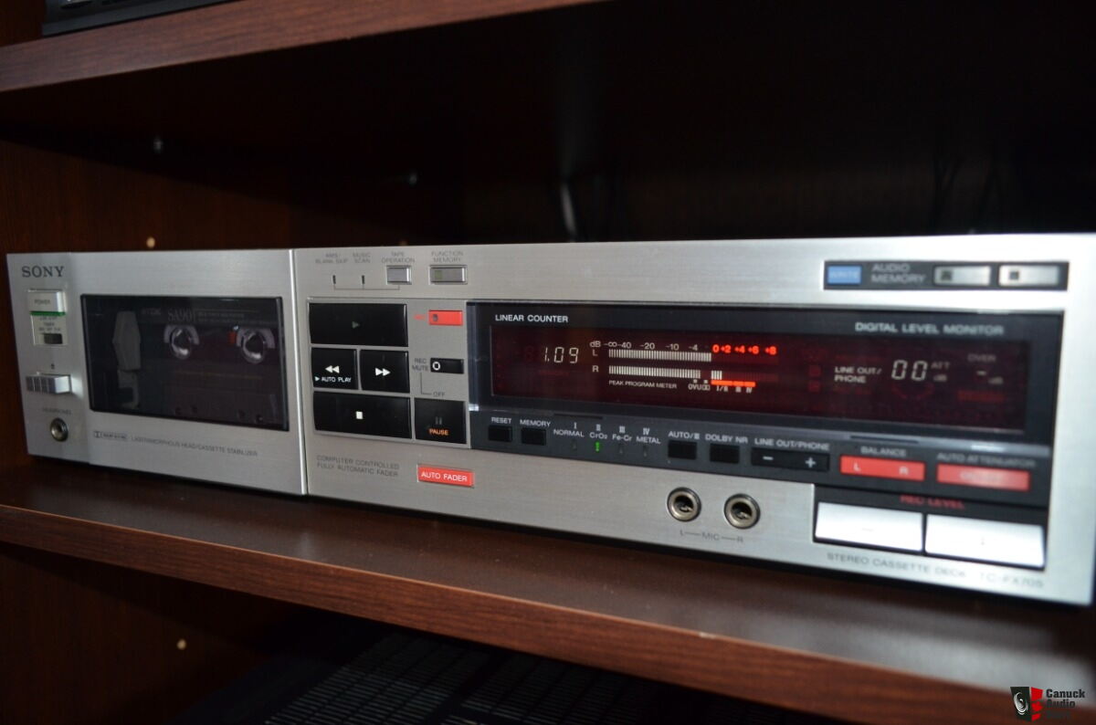 【ヴィンテージ物】レトロ SONY デジックデッキ TC-FX705 Vintage RARE SONY TC-FX705 Cassette Deck Photo #4928891 - US Audio