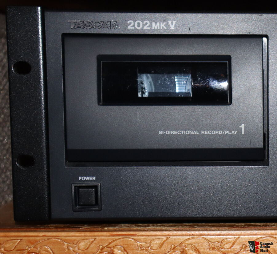 Tascam Teac Professional 202MK V Deck Photo #4929485 - Canuck