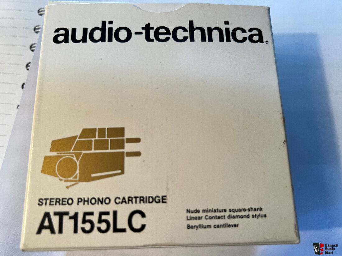 Promotions matériel audio Noir et Blanc
