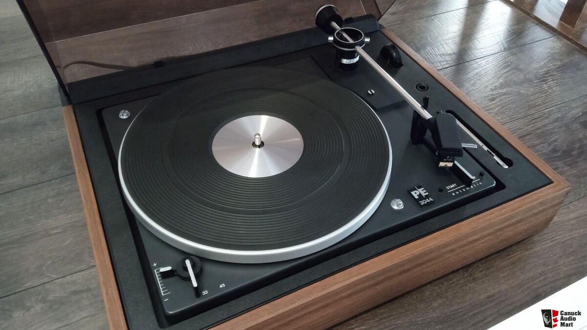 TOURNE DISQUE VINTAGE EUR 90,00 - FR
