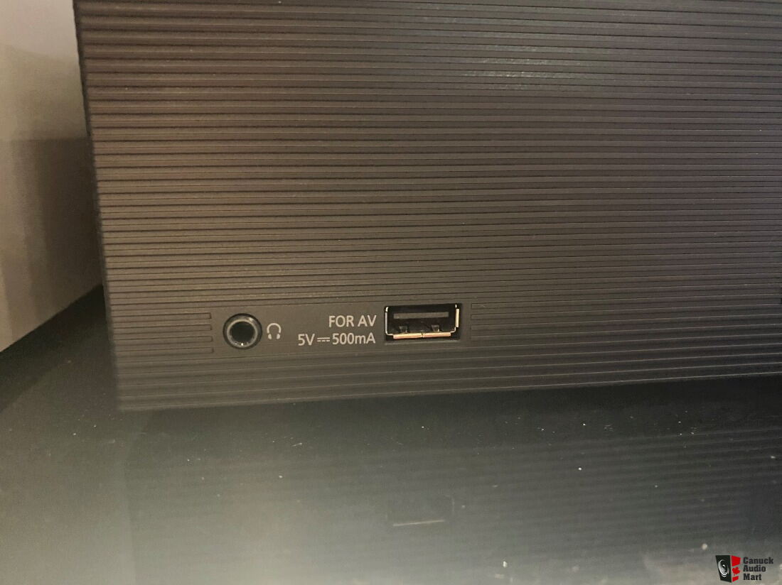 Technics sa c600 streaming receiver with cd player open stock photo