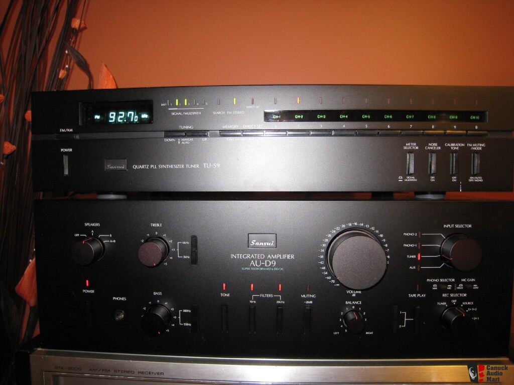 Vintage Sansui TU-S9 Tuner/Good Working Condition