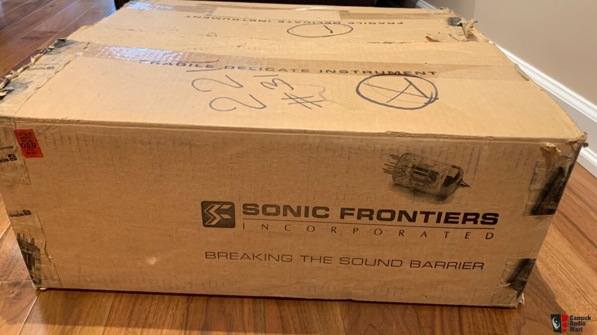 Sonic Frontiers SFP-1 Signature Phono Stage Mullard Gold Aero