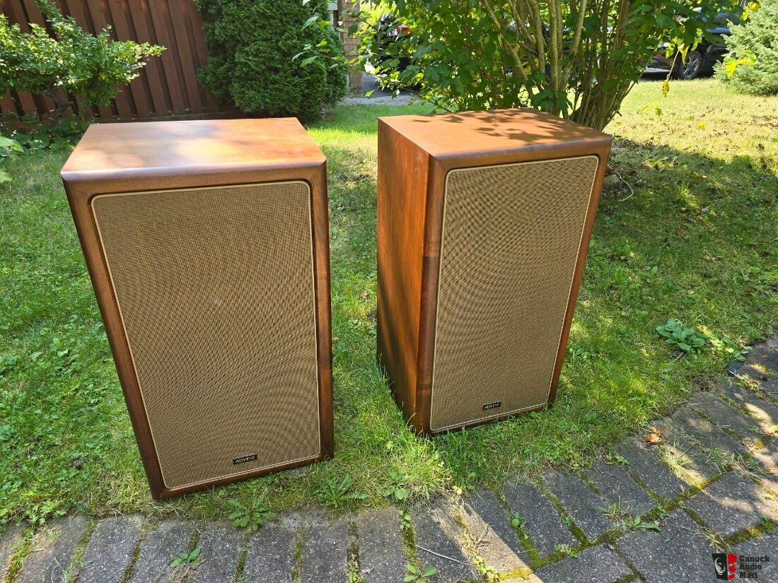 advent-5012w-floor-standing-speakers-for-sale-canuck-audio-mart