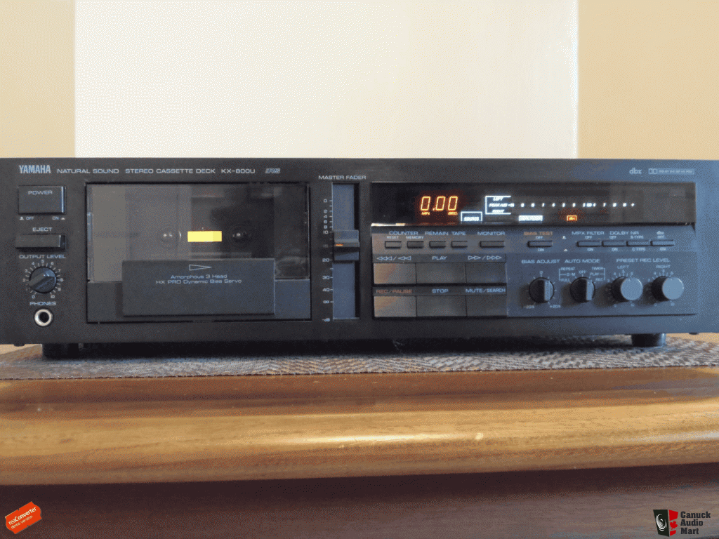 Vintage cassette deck Yamaha KX-800U Photo #553193 - Canuck Audio Mart