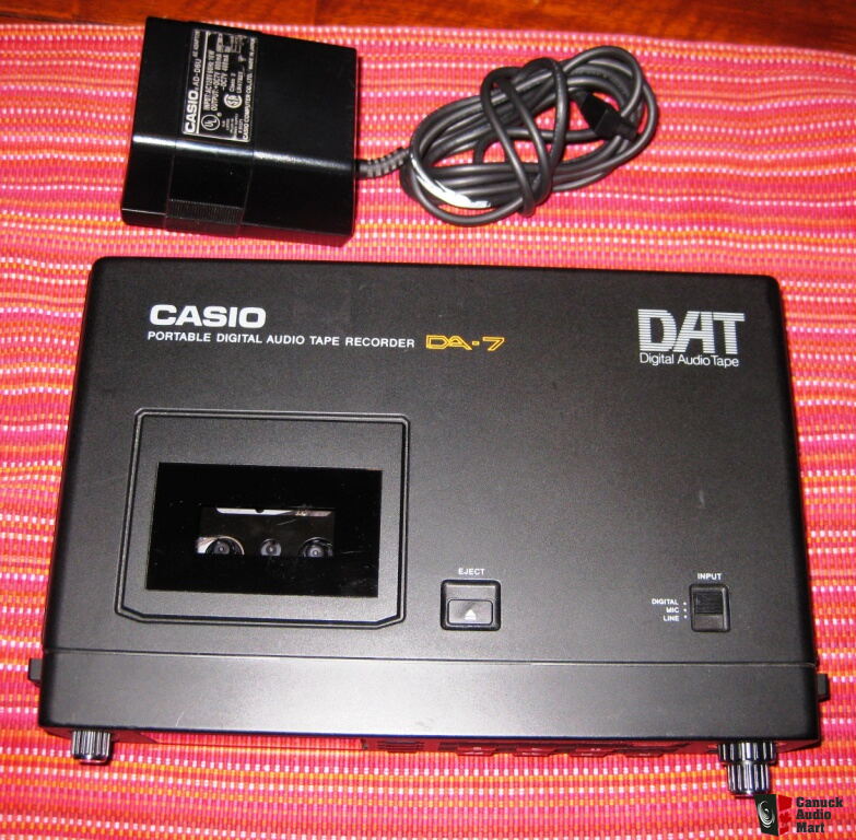 Digital Audio Tape CASIO DA-7 DAT For part or repair Photo #568455 - US