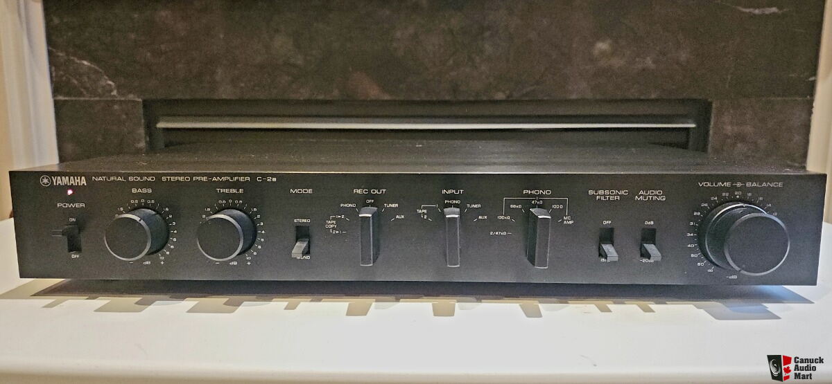Yamaha C-2a Preamplifier - Great condition For Sale - Canuck Audio