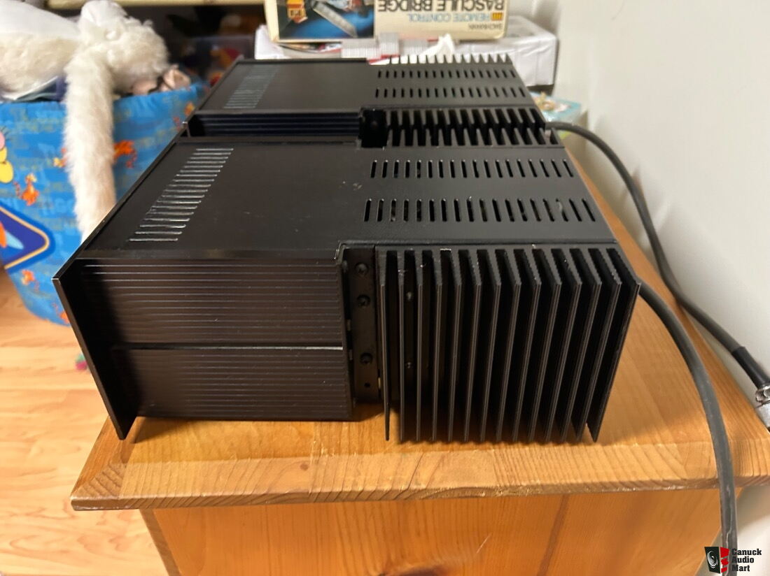 Rare Sentec ACM1 Mono-bloc Amplifiers Photo #5937548 - Canuck Audio Mart