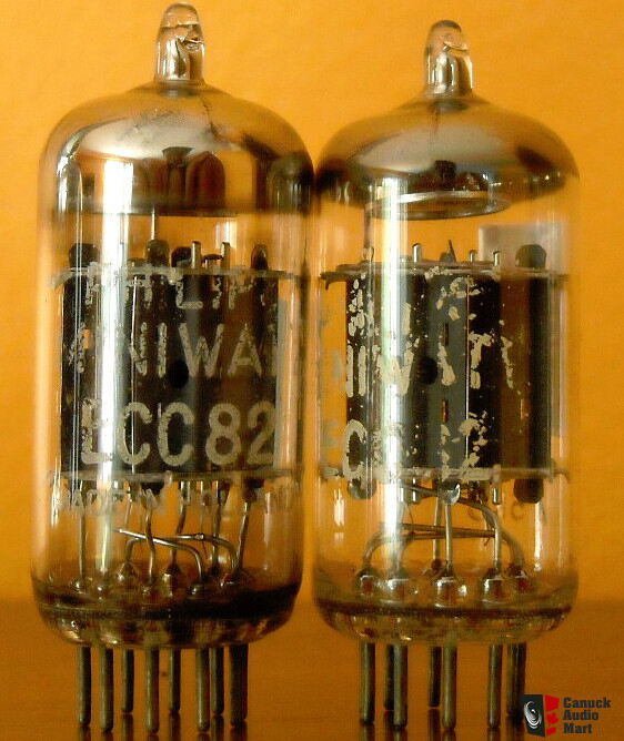 Paire De Tubes Lorenz 12AU7 ECC82 - Made In Holland By Philips - Code Delta - NOS