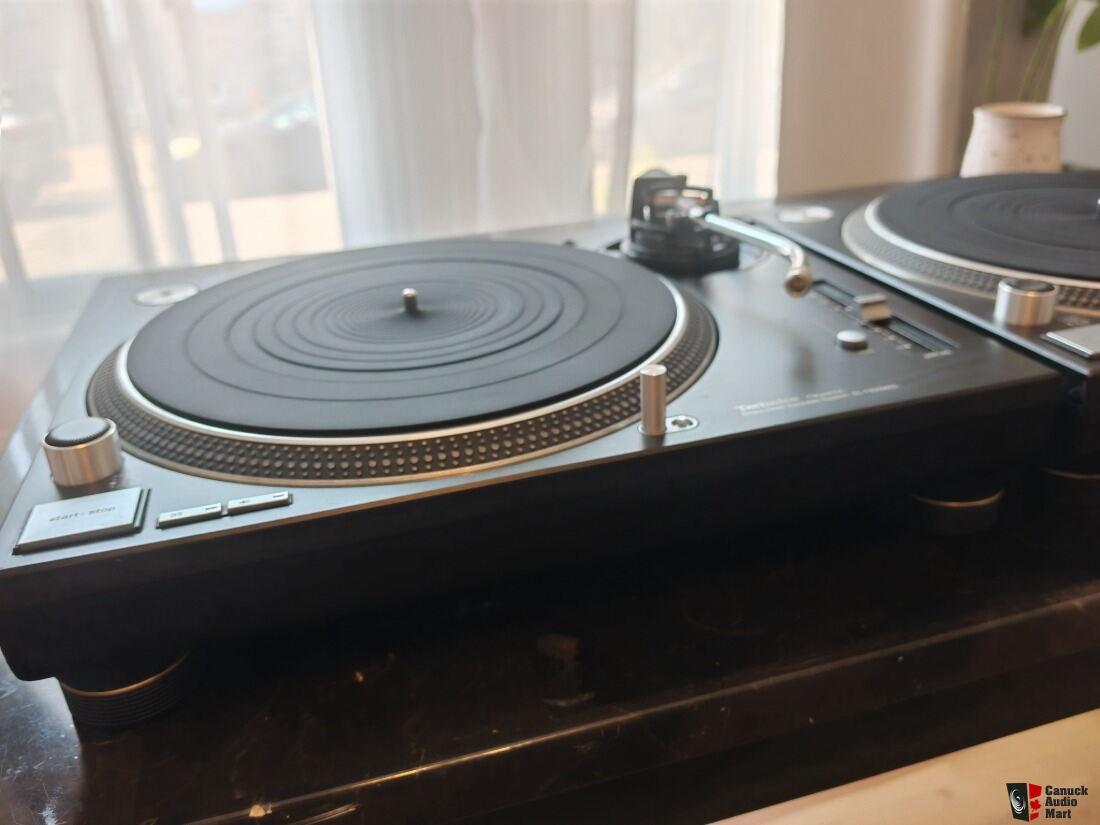 2 x Technics SL1200 MK5 Photo #6298679 - Canuck Audio Mart