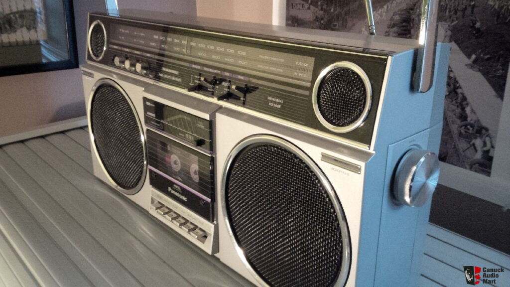 Panasonic RX 5080 vintage boom box in excellent working condition