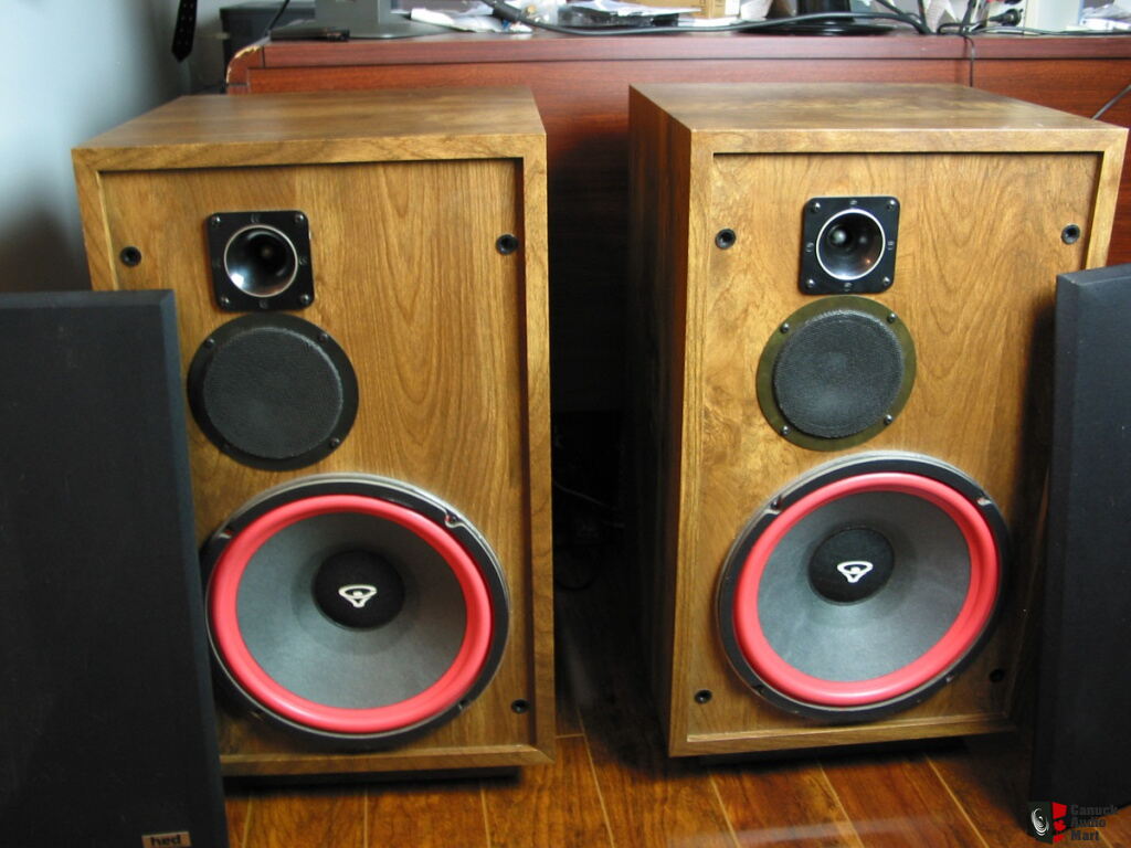 cerwin vega hed u321 speakers