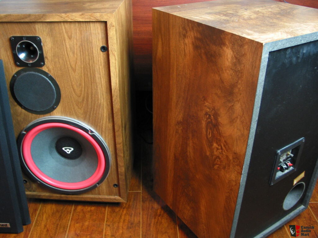 cerwin vega hed u321 speakers