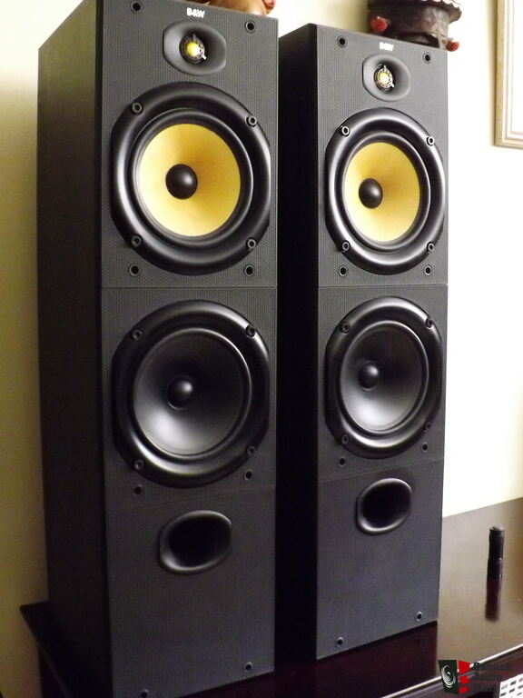 B&W DM 603 S1 Speakers excellent condition - Looks & sounds GREAT For