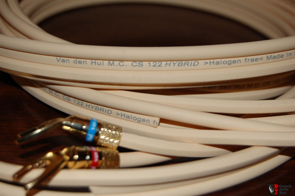 van den Hul CS122 hybrid speaker cable 