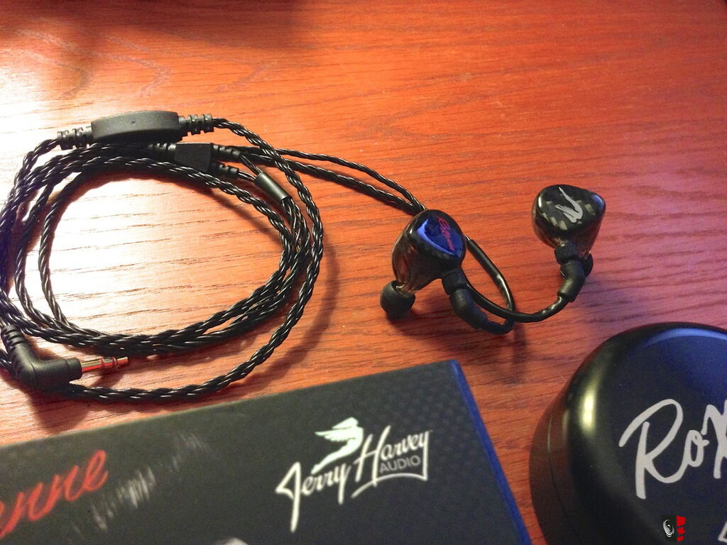 JH Audio Roxanne Universal IEMs. Fantastic Top of the Line IEM