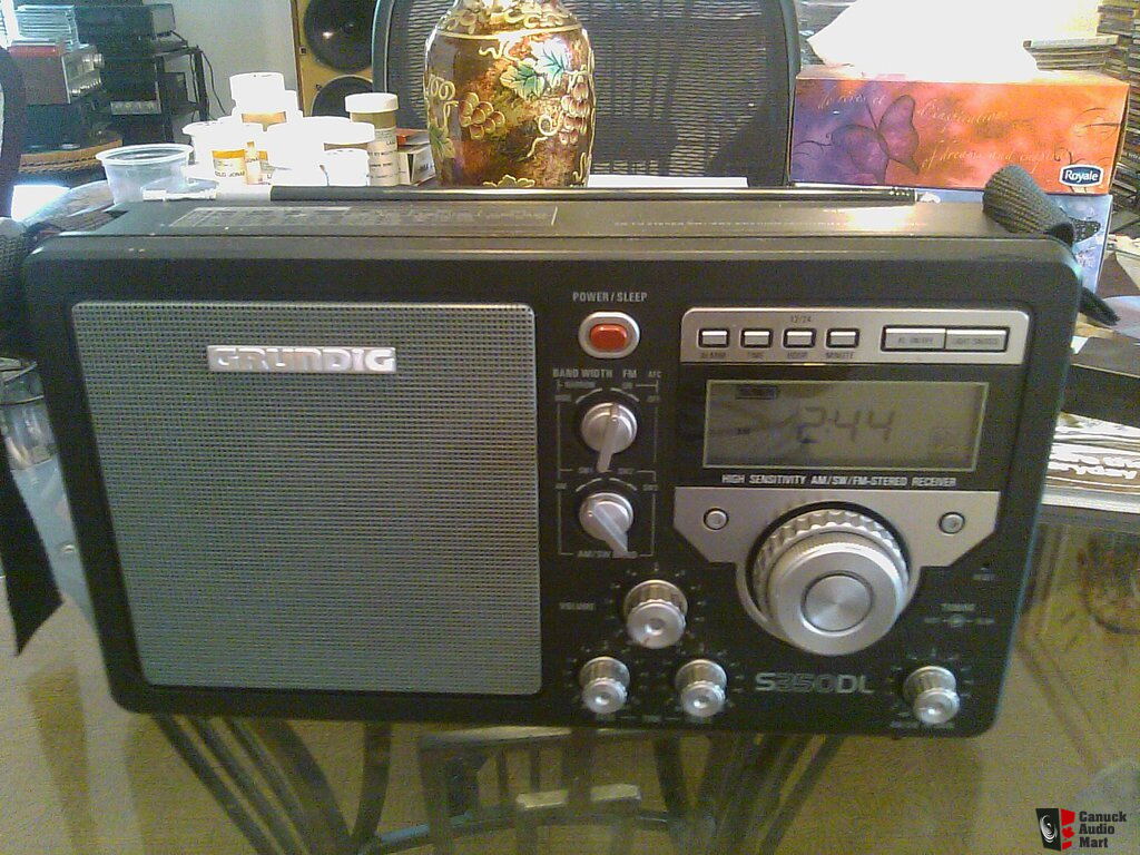 Grundig S350DL worldwide shortwave radio For Sale - Canuck Audio Mart