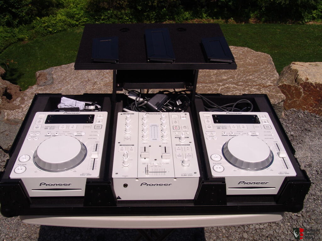 2 X Pioneer CDJ-350 et 1 DJM-350 Package White Pearl Photo