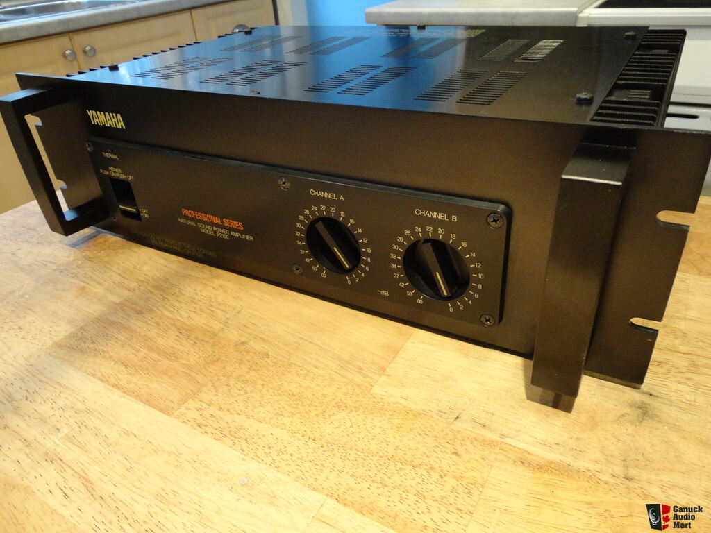 Yamaha P-2100 Audiophile NEAR MINT Vintage Yamaha P2100 POWER Amp