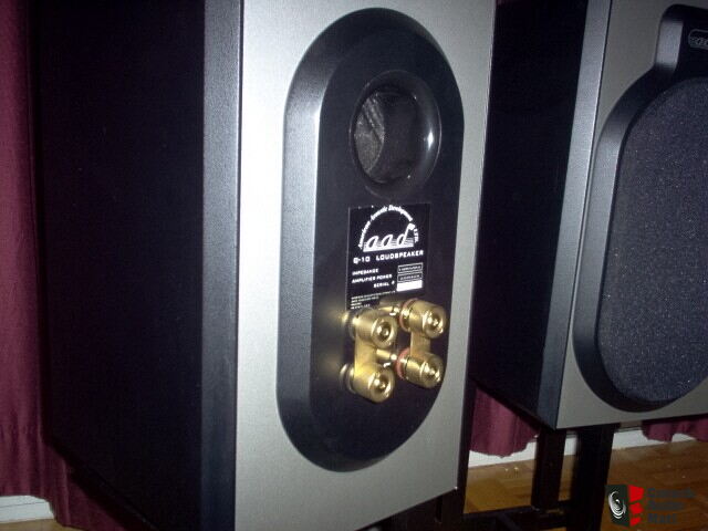 AAD q-10 Bookshelf Speakers Photo #86427 - Canuck Audio Mart