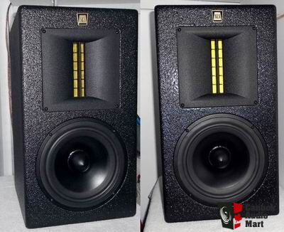 SLS Audio S8R Ribbon Studio Reference Monitors Photo #864678 - US Audio ...