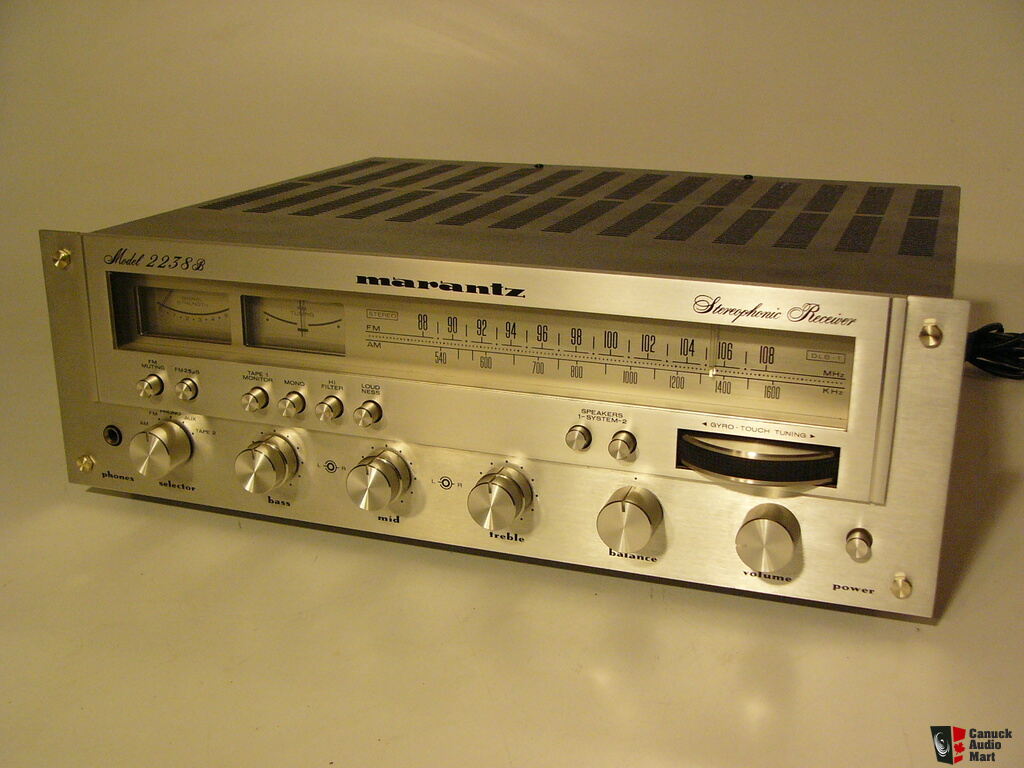 Classic Marantz 2238B Receiver in Excellent Condition For Sale - Canuck