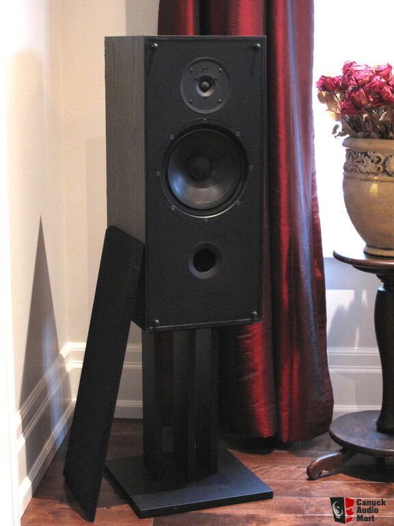 PSB 500 SPEAKERS AND STANDS Photo 