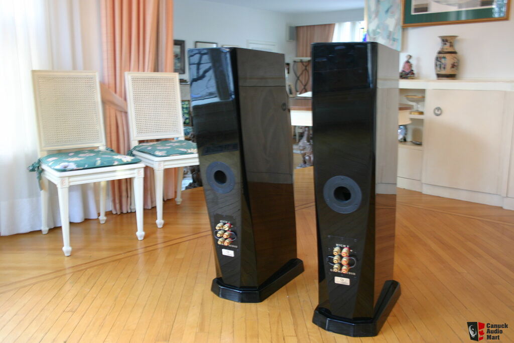 Gemme Audio Katana Floor Standing Speakers- Stunning both to the ear and the eye!!