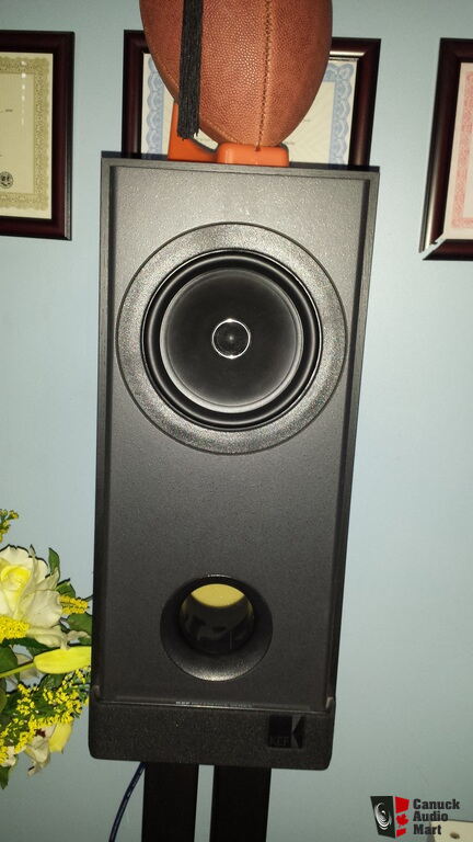 kef reference 102.2