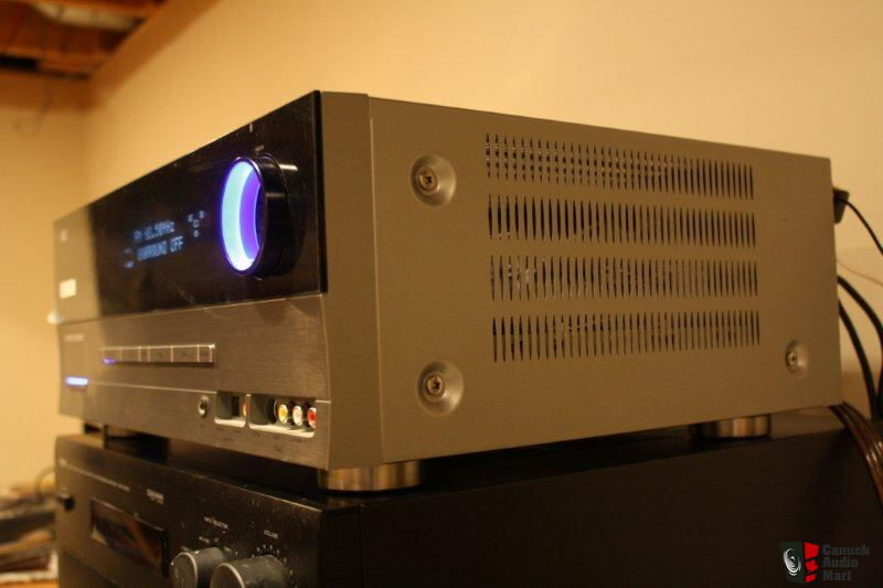 Harman Kardon AVR 144 Receiver w/remote 
