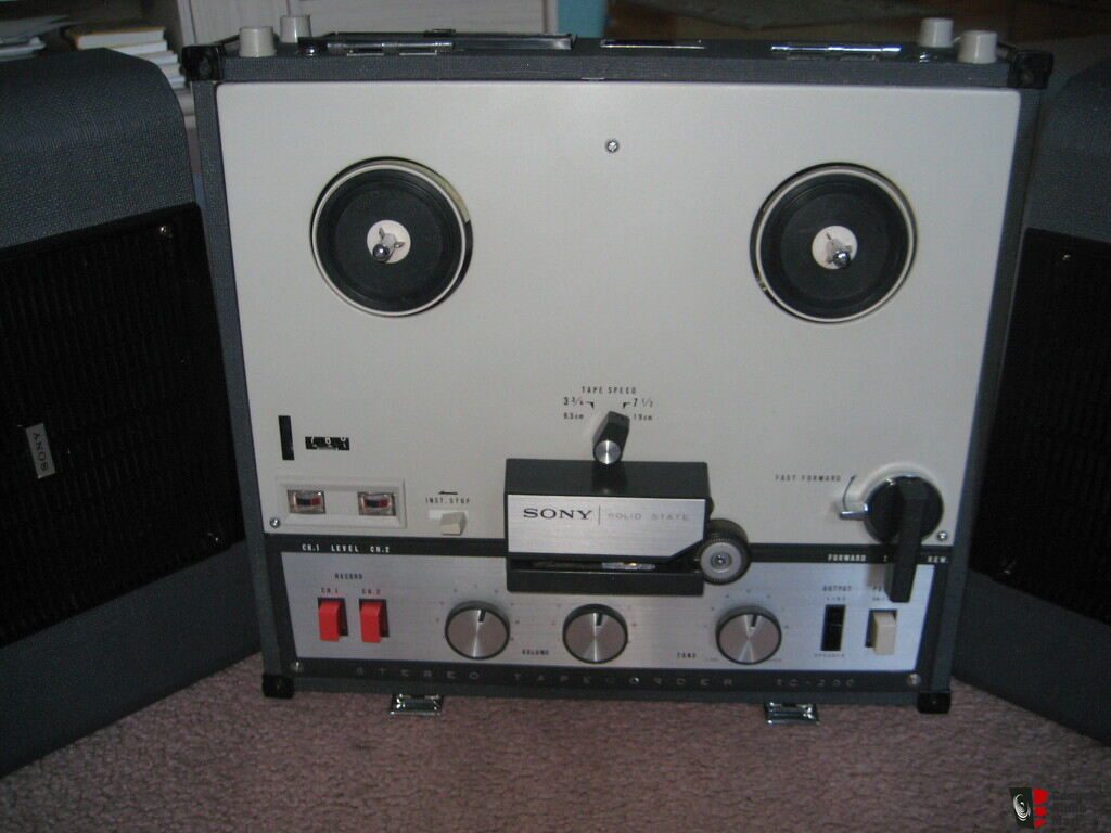 Vintage SONY TC 200 Reel to Reel Tape Deck Photo #970811 - Canuck