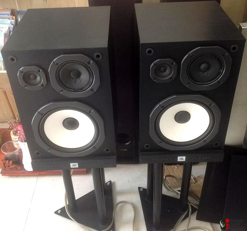 jbl d38 bookshelf speakers