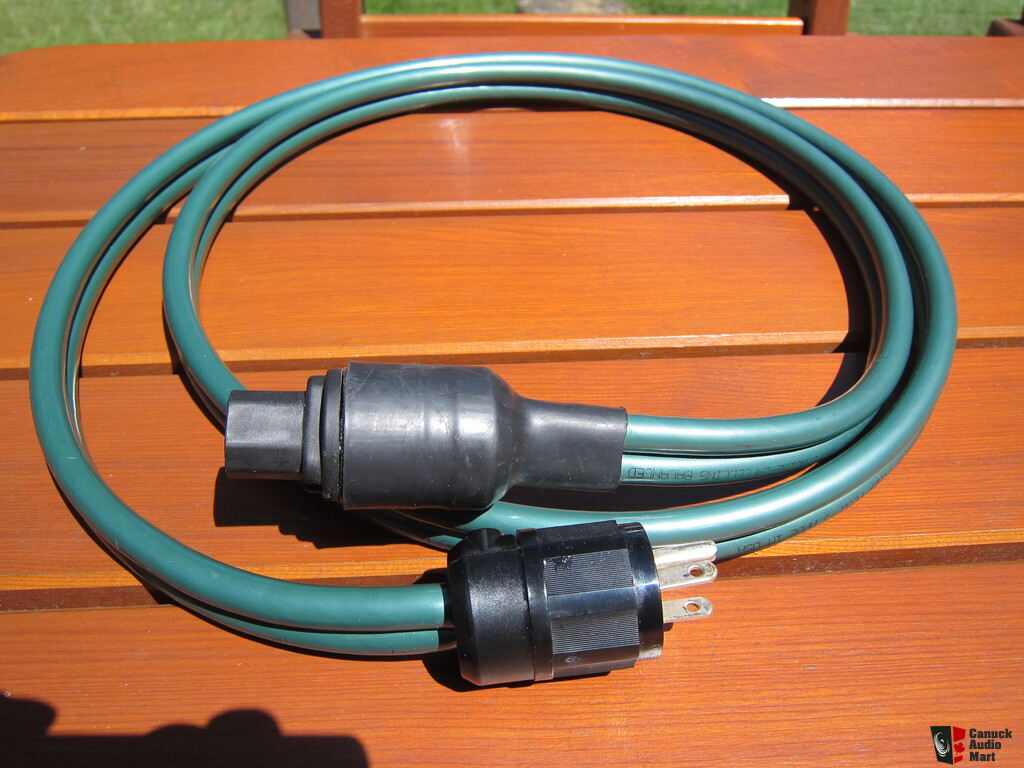 Electra III Reference Wireworld 15 A power cable 2.0 m Photo