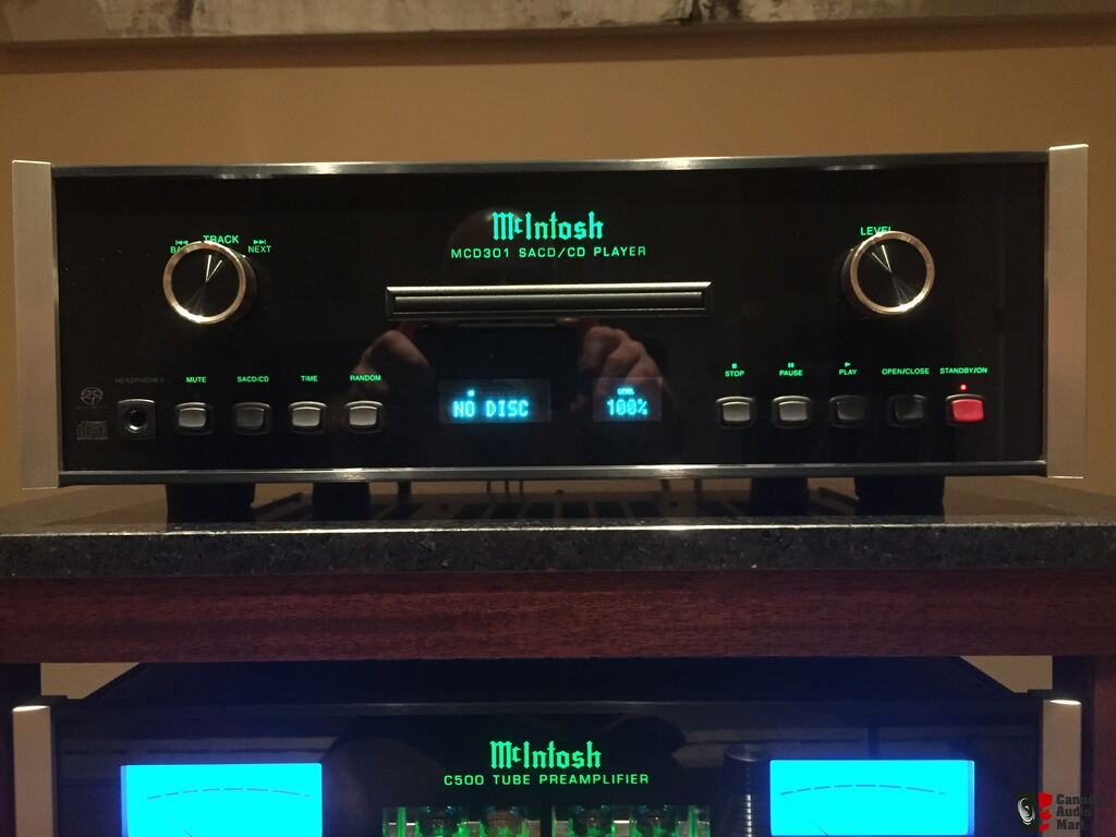 McIntosh MCD301 Photo #992892 - Canuck Audio Mart