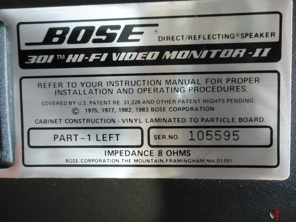 Rare Silver Finish BOSE Video Monitor AKA 301 Series II 2 Speakers